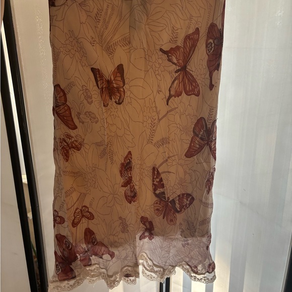 Midi Butterfly Skirt - Picture 4 of 4